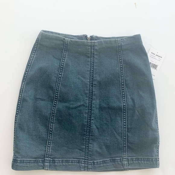 Free People Mini Jean Stretch skirt NWT - Picture 2 of 7